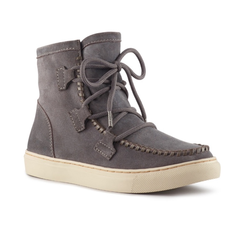 Cougar Fabiola Suede Moccasin Bootie in Ash